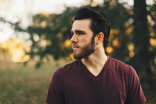 Faire pousser sa barbe plus vite grâce à l’huile de ricin