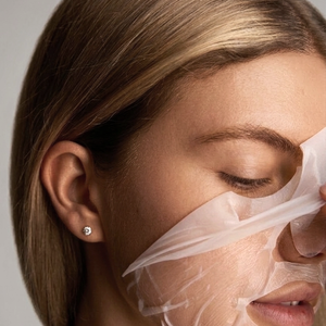 Redemption Face mask