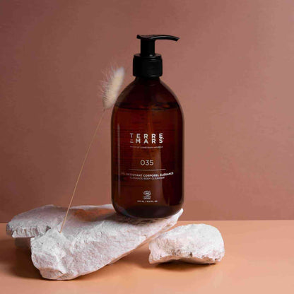 Elégance Body Cleansing Gel - Designed to refresh without drying skin, it offers a relaxing ritual with the soothing scent of white tea. Suitable for sensitive skin. Certified
