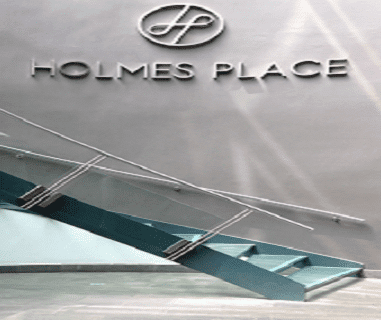 Holmes Place